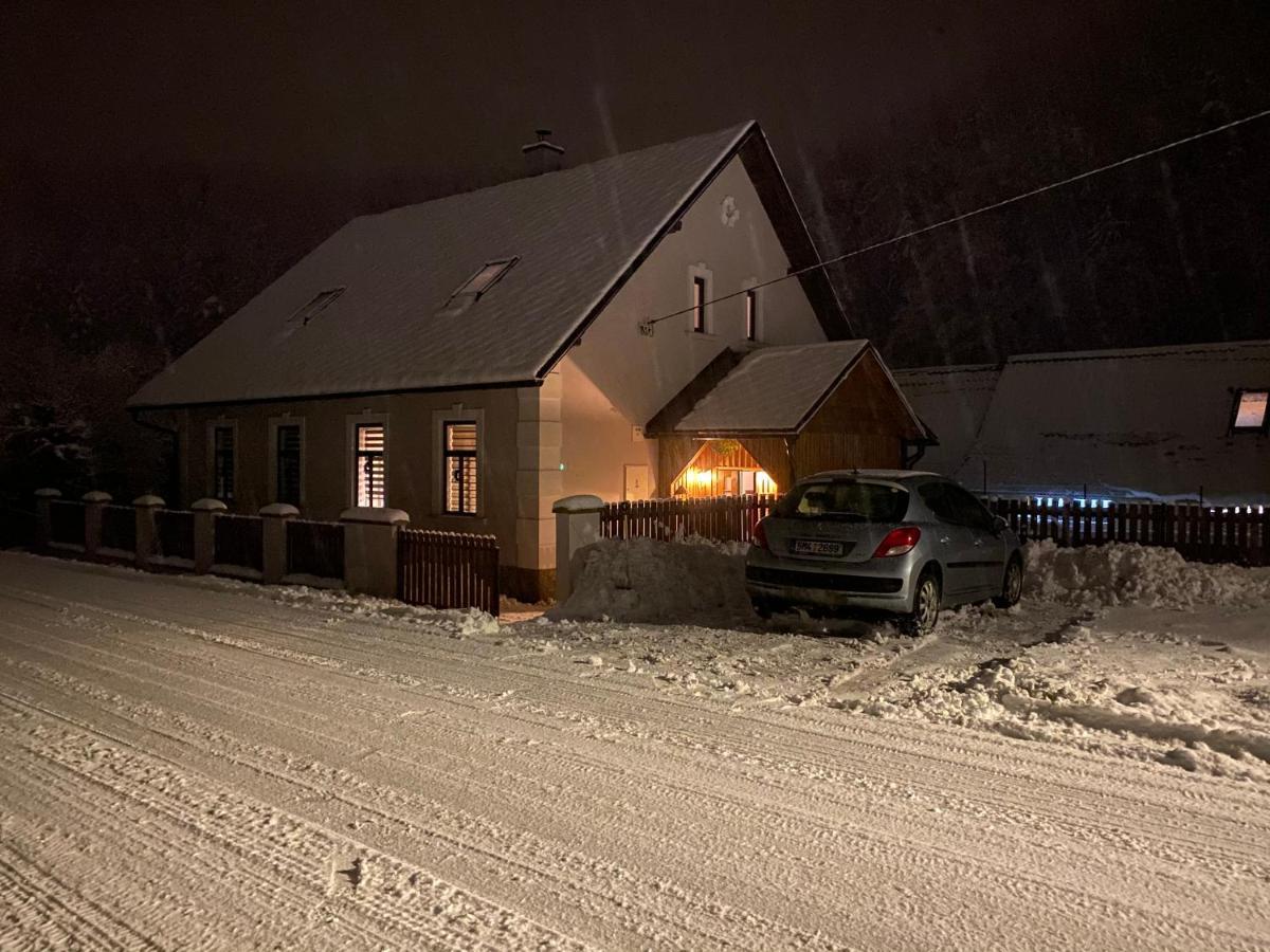 Vila Chalupa U Berušek Oskava Exteriér fotografie